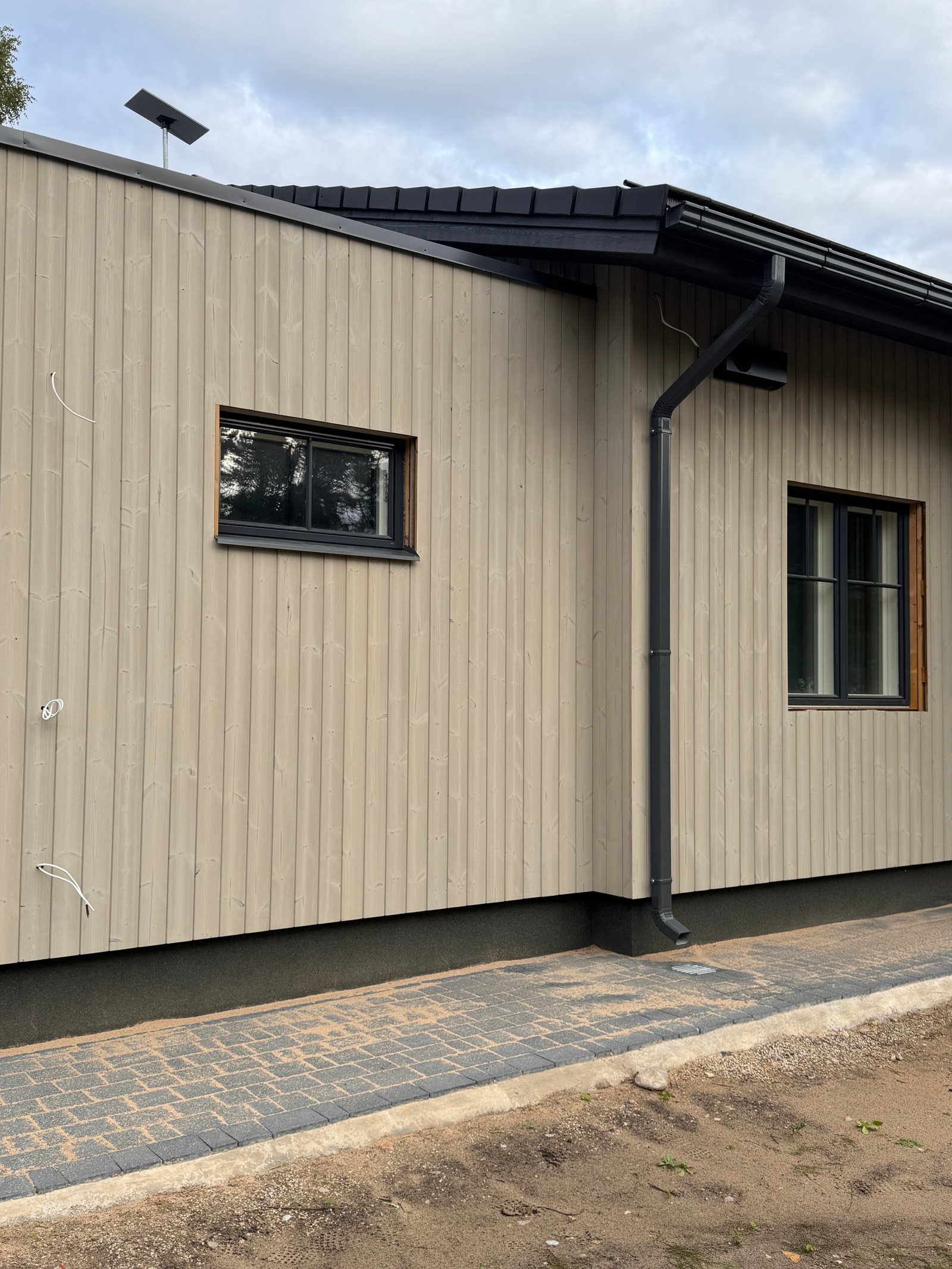 Thermally modified wood cladding | Profile F-1 - Image 4